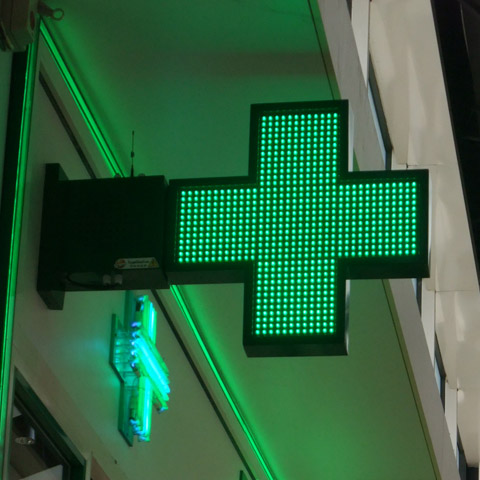croix pharmacie basic light triled
